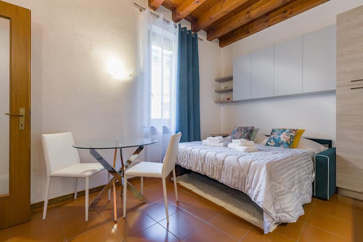 STUDIO ARENA - Airbnb