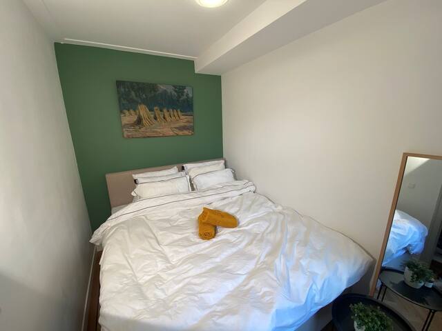 Beautiful city apartment next to Vondelpark gallery image 2