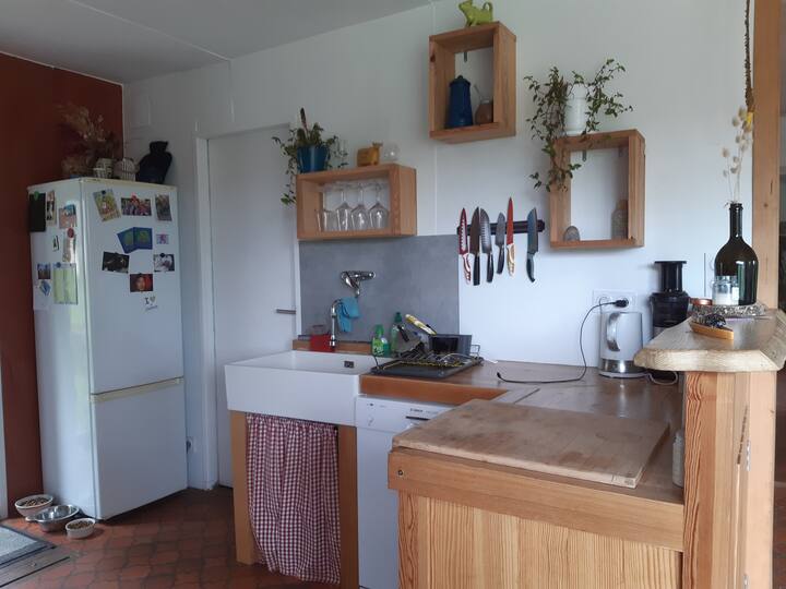Chambre 2 Pers. Avec Petit Balcon, Proche Vulcania - Pontgibaud