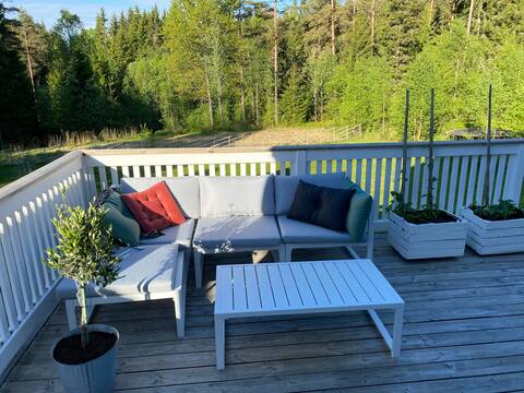 Nice house in the middle of nature and close to town