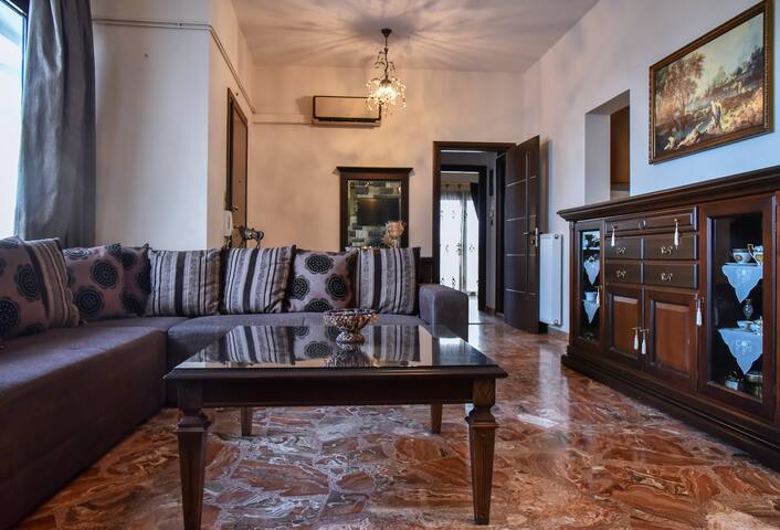 Iraklis Apts – Private House for 10 SeaView & Pool gallery image 5