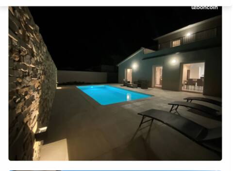 LA CASAMAG   BEAUTIFUL LUXURY VILLA WITH POOL