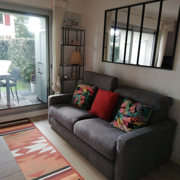 Appartement 34 M2,  En Résidence Avec Parking - La Baule-Escoublac