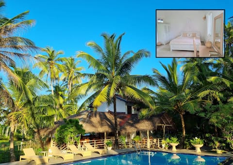 Golden Beach Paradise hotel room on the beach No.5