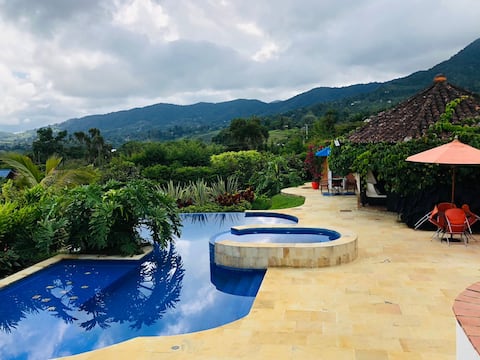 Popular Airbnb listing: Finca el ensueño in Dagua