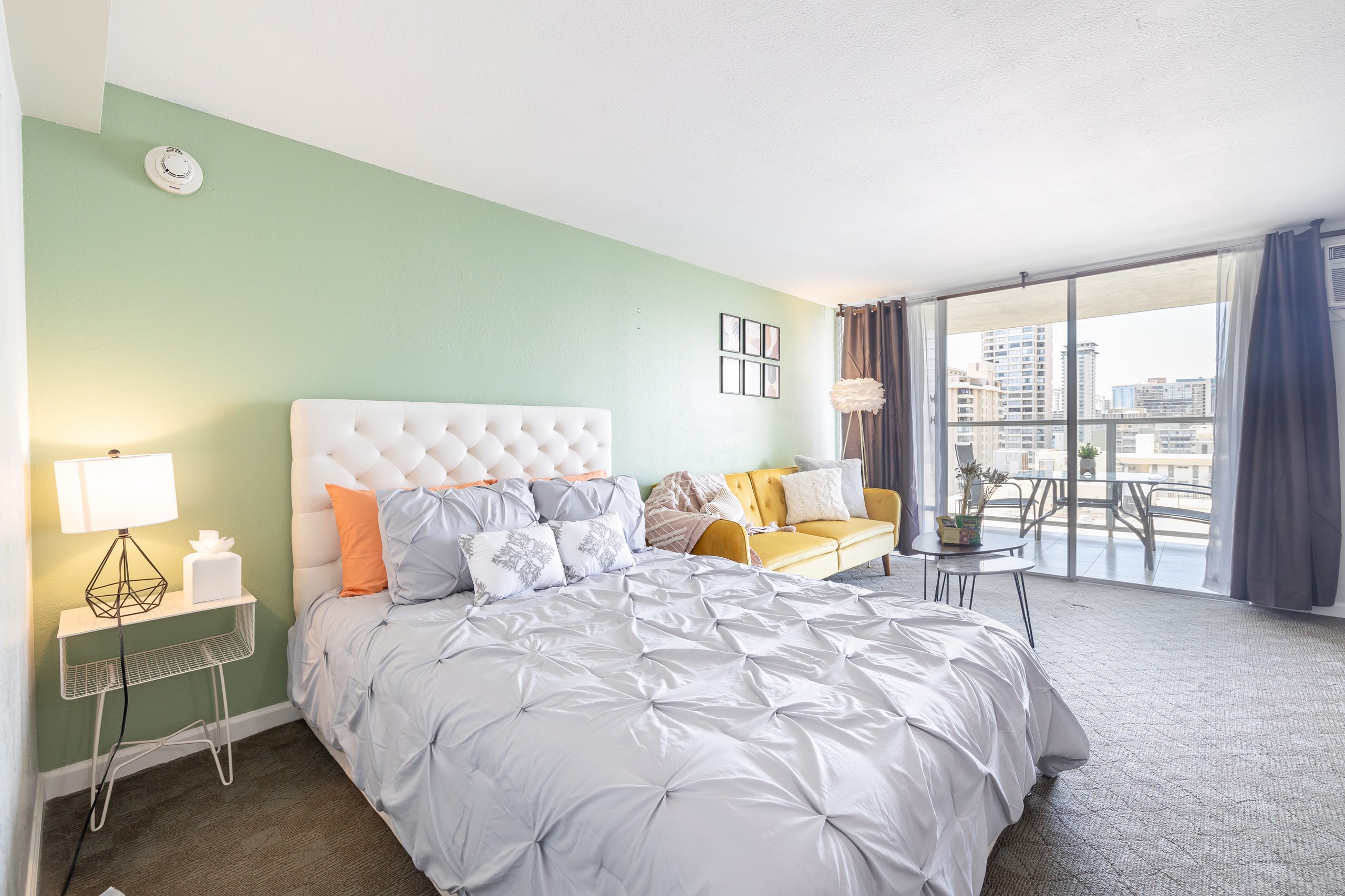 Condo in Honolulu · ★4.65 · 1 bedroom · 2 beds · 1 bath - Image 2
