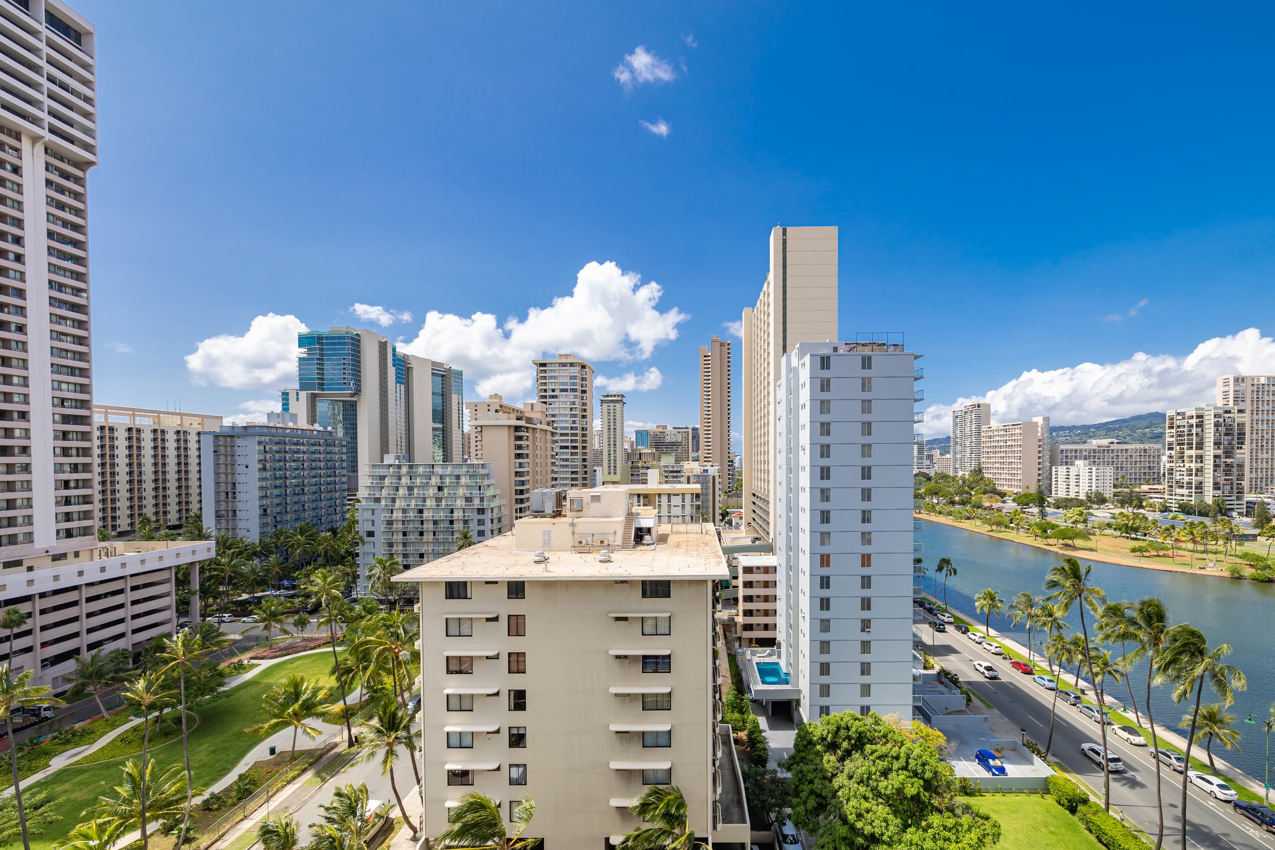 Condo in Honolulu · ★4.65 · 1 bedroom · 2 beds · 1 bath - Image 26