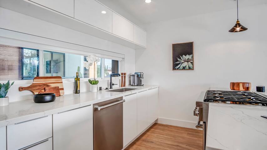 Modern 4-bedroom home with EV charging station gallery image 3