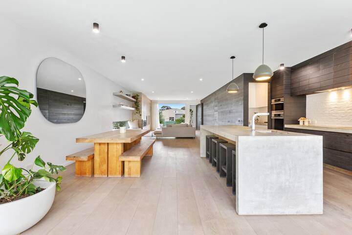 Coastal Luxe gallery image 4