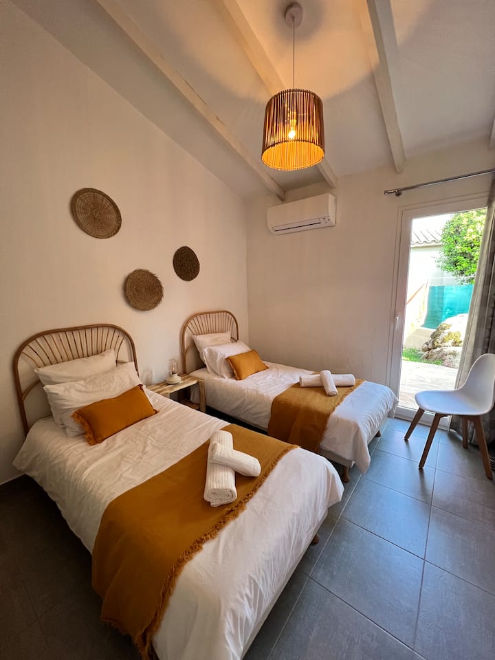 غرفة النوم 2