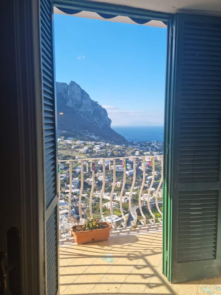Appartamento Elegante  Nel Cuore Di Capri - Capri