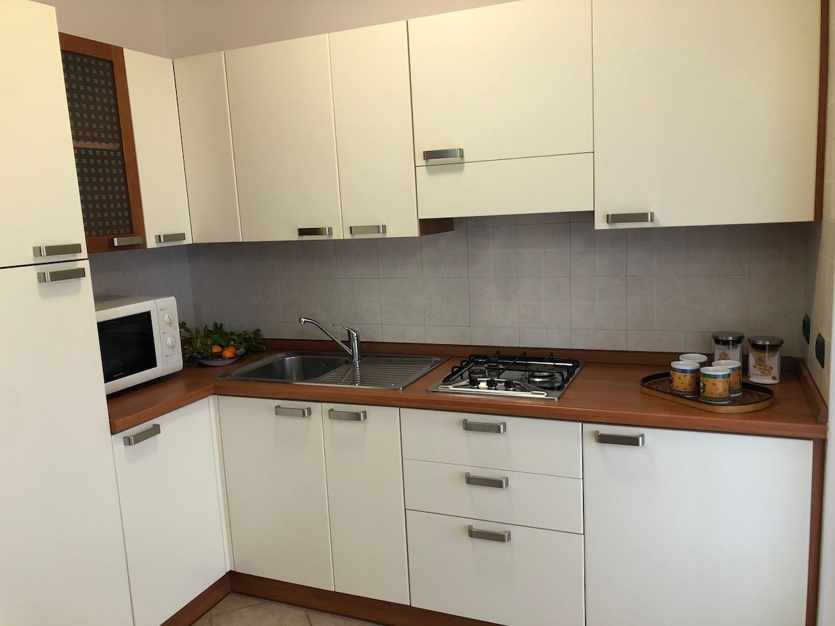 Erfolgreiche Airbnb-Immobilie: Lovely Emma apartment with pool in Brenzone Sul Garda