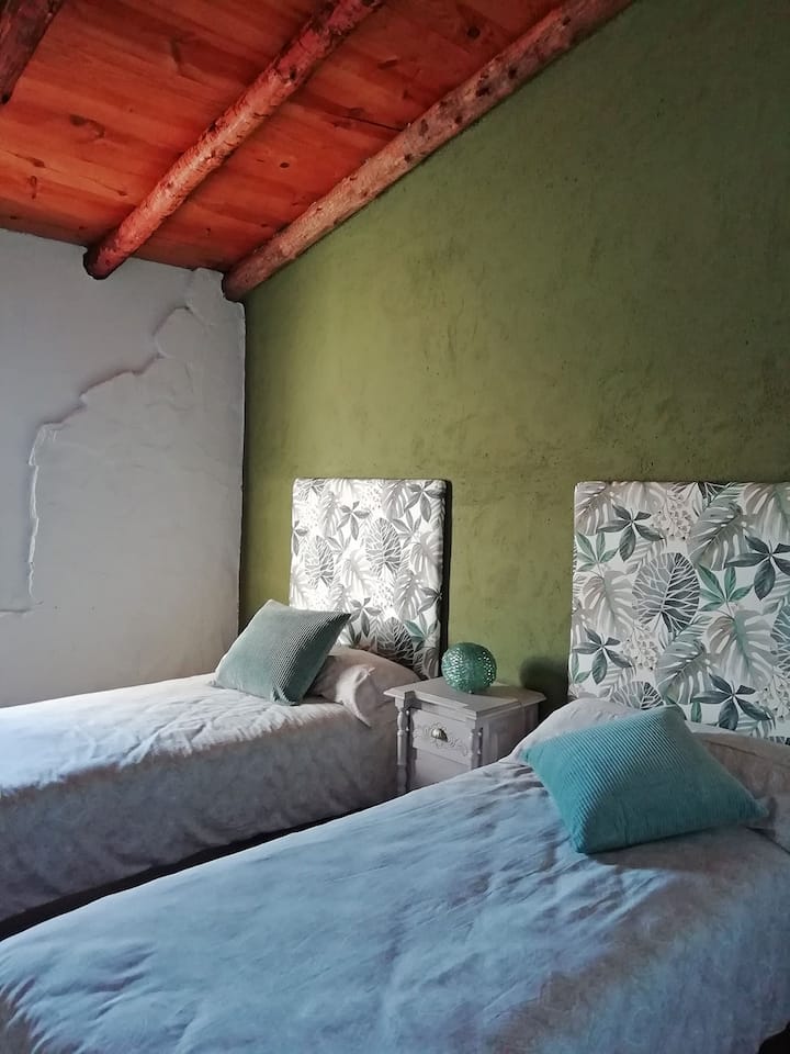 Spálňa 4