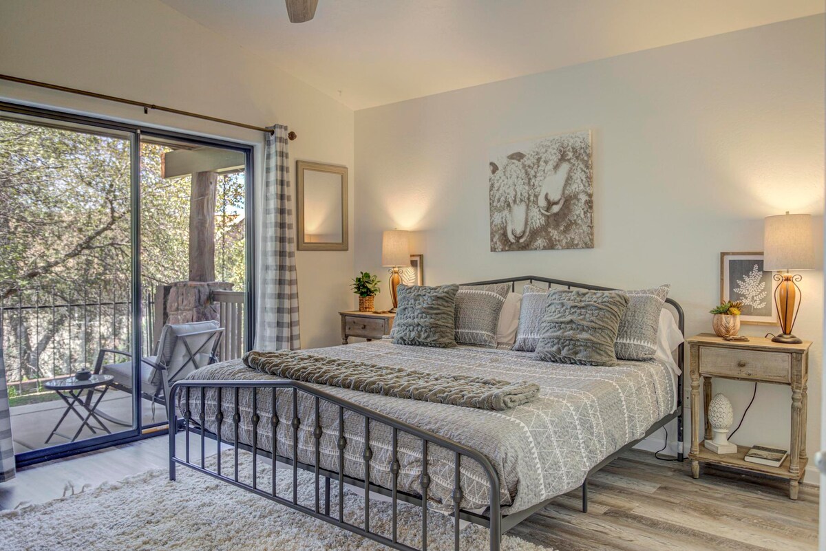 Glavni apartman - bračni krevet (širine 180 - 200 cm)