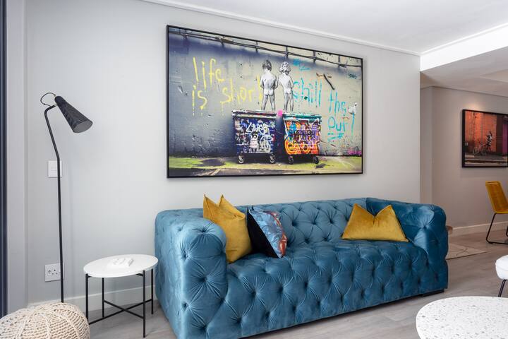 Trendy 2 Bedroom Apartment in Green Point gallery image 4