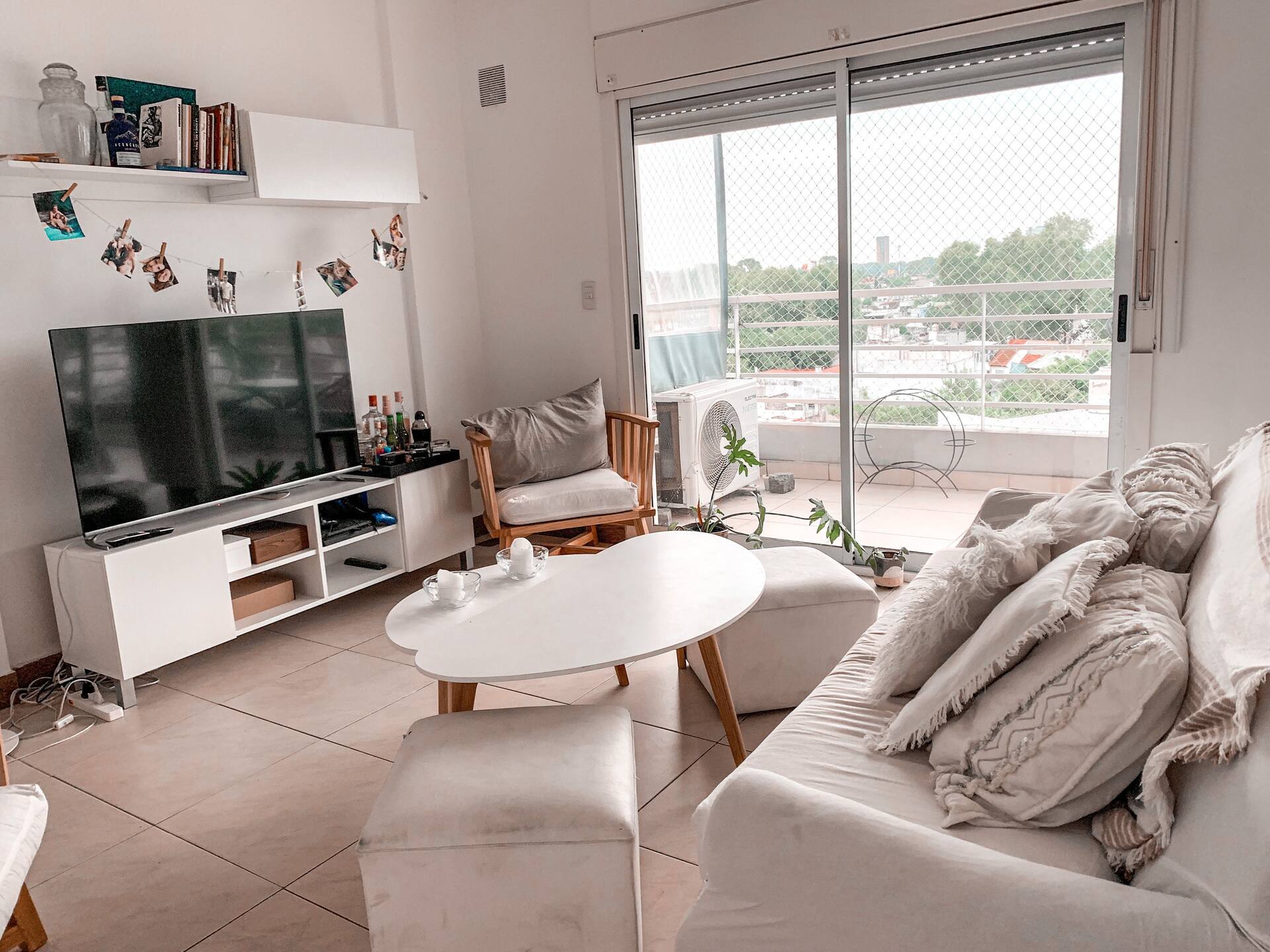 Spacious and Bright Apartment in Devoto