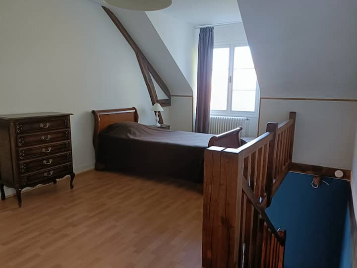 habitación rellano 1 cama 90