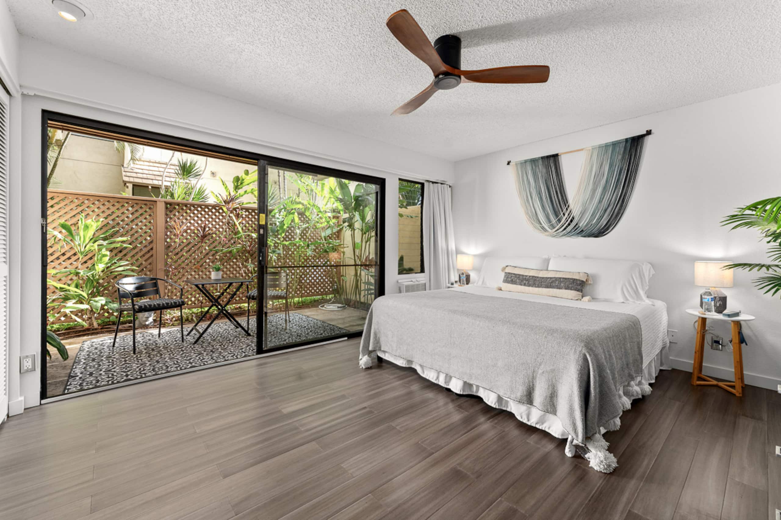 Condo in Kihei · ★5.0 · 1 bedroom · 2 beds · 2 baths - Image 13