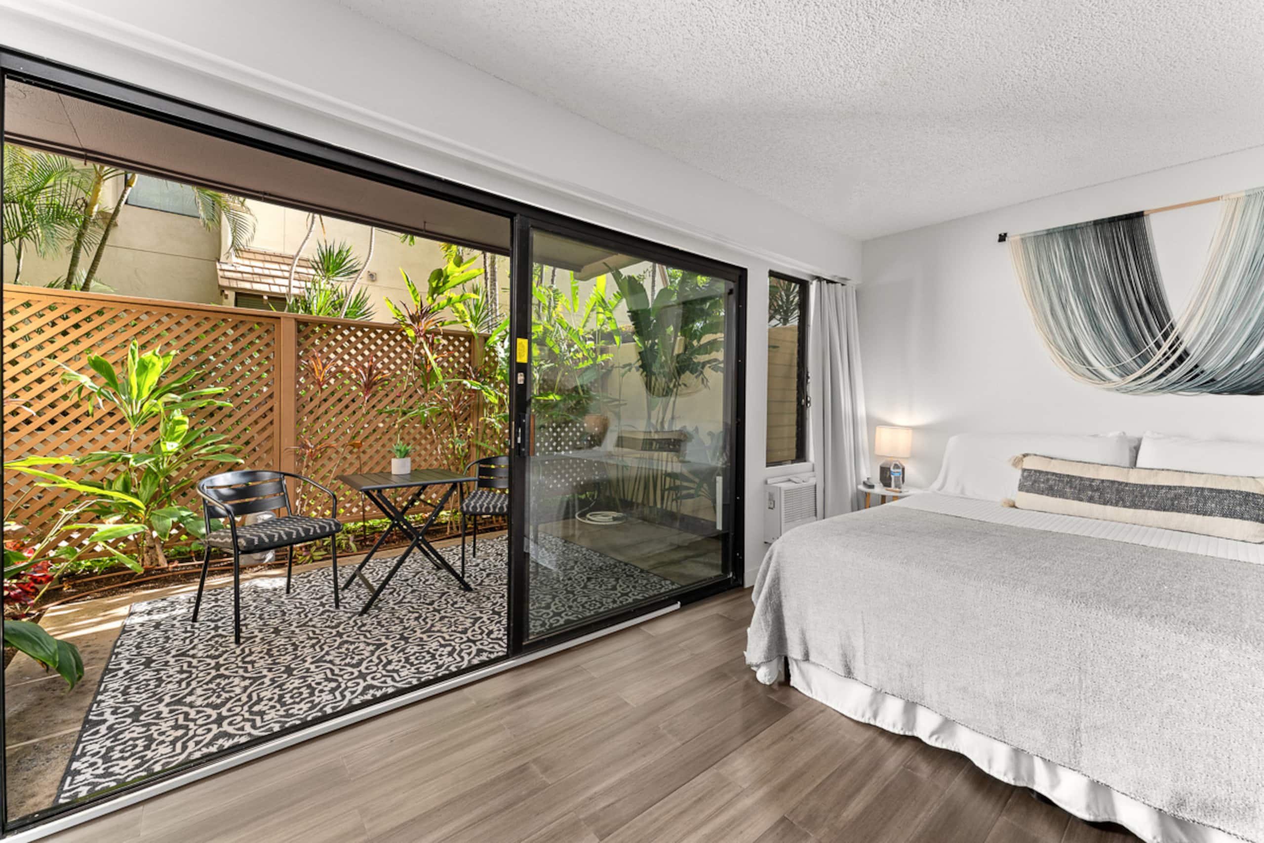 Condo in Kihei · ★5.0 · 1 bedroom · 2 beds · 2 baths - Image 15