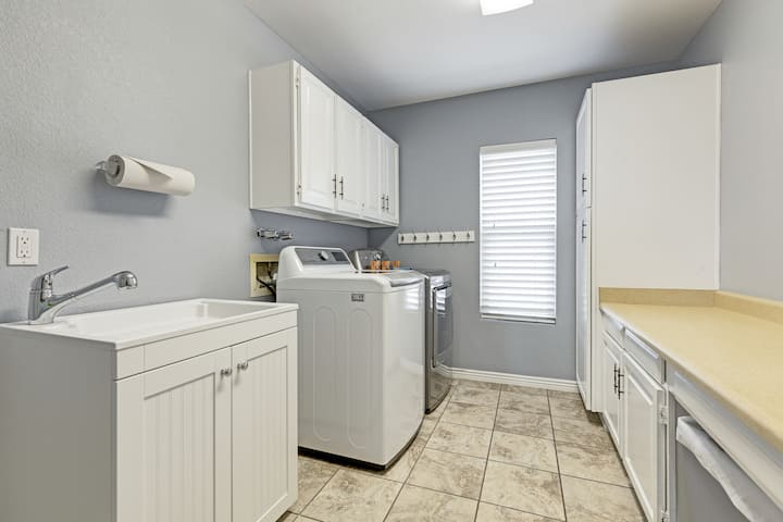 Reference: laundry room
