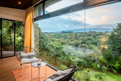 VISTA SUITE - Near Poás Volcano & SJO Airport
