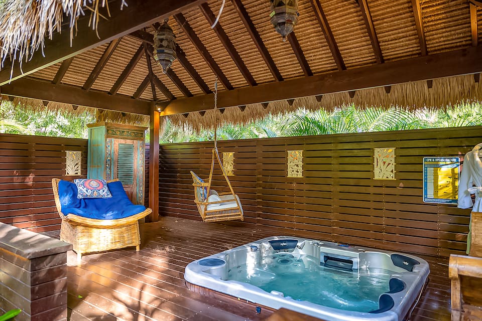 Bliss Villa, in a Balinese garden behind Byron Bay, The Pocket, New South Wales, Australia, photo 6 of 10