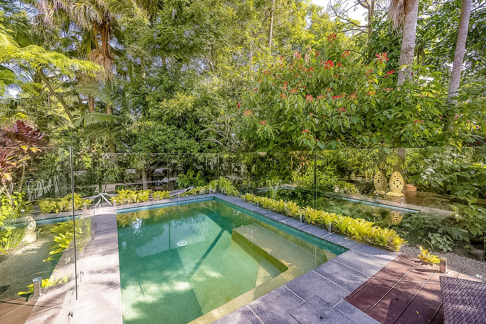 Bliss Villa, in a Balinese garden behind Byron Bay, The Pocket, New South Wales, Australia, photo 9 of 10