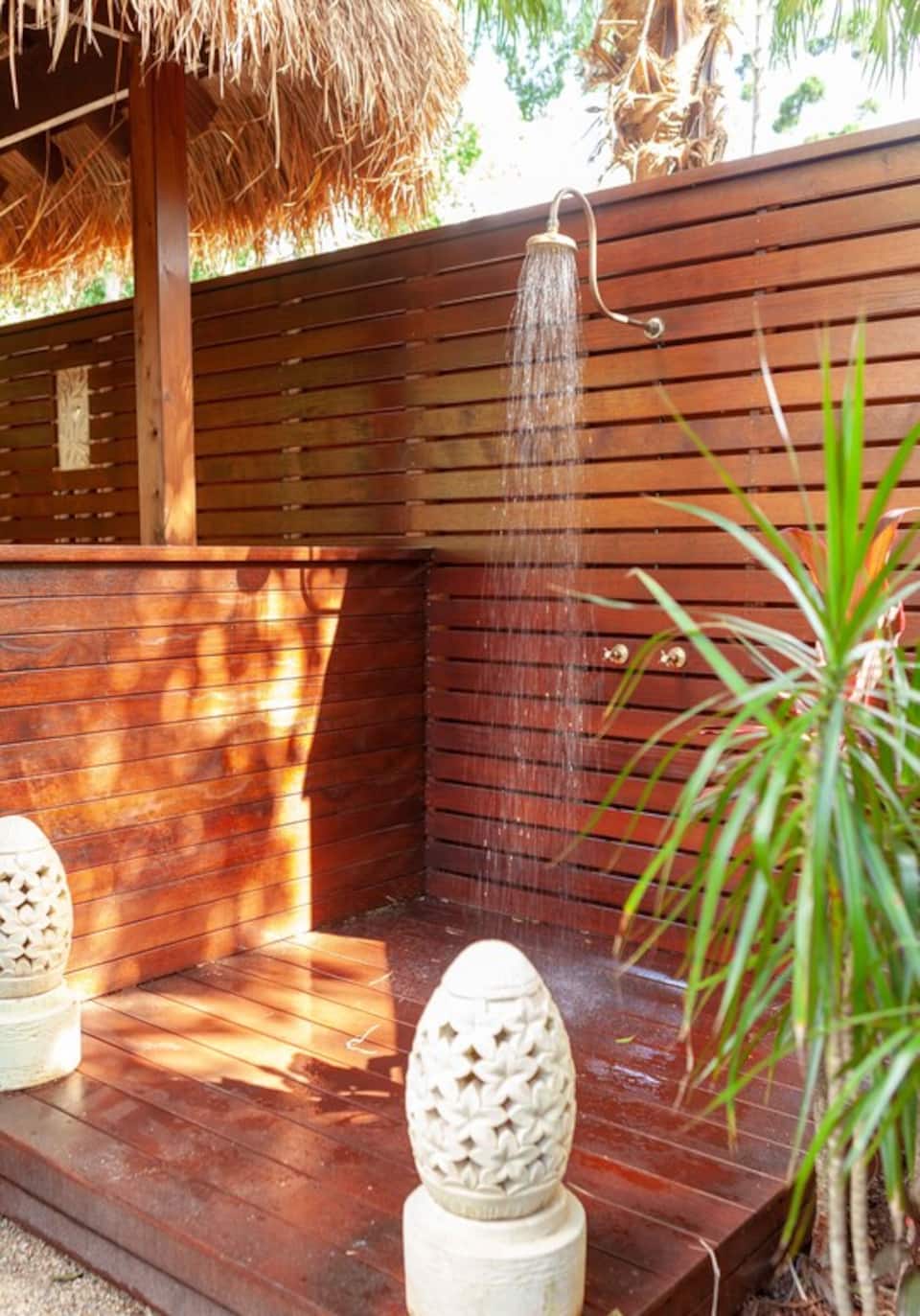 Bliss Villa, in a Balinese garden behind Byron Bay, The Pocket, New South Wales, Australia, photo 2 of 10