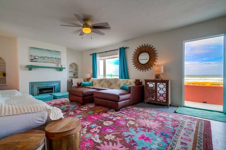 Historic 3 bed house on Mission Beach board walk gallery image 2