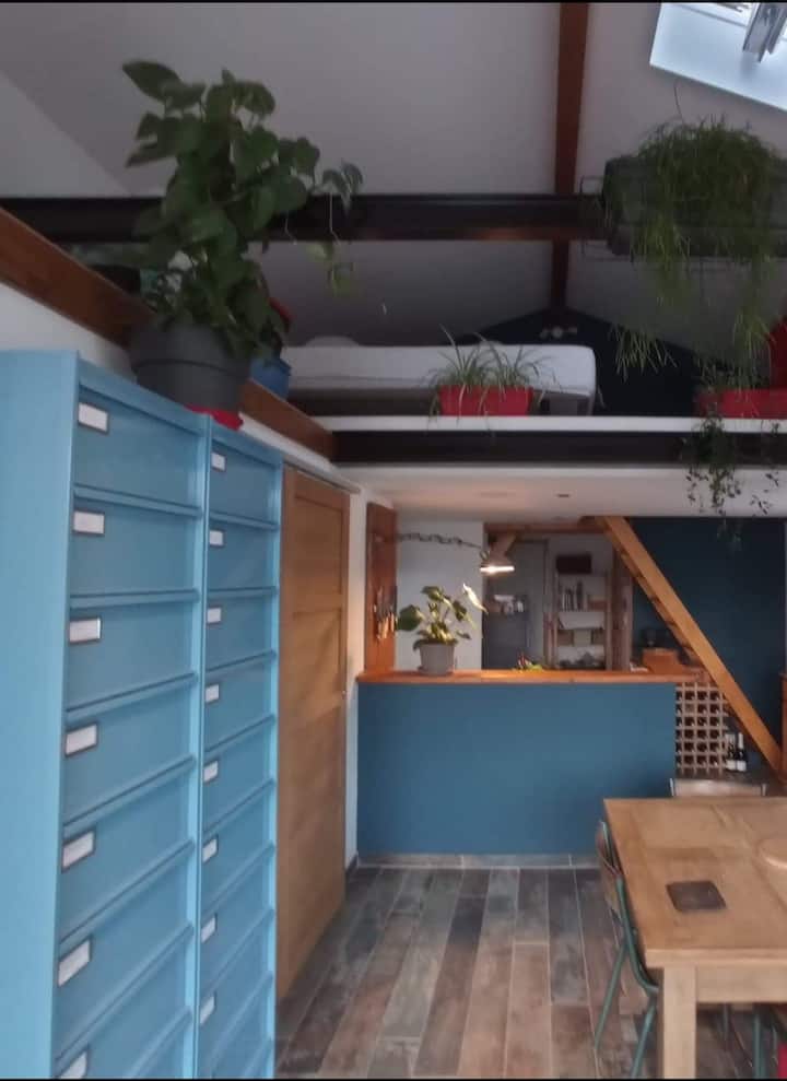 Maison Style Loft Avec Piscine En Bois - Chateau du Castela