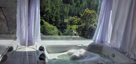 Suite with Hot Tub