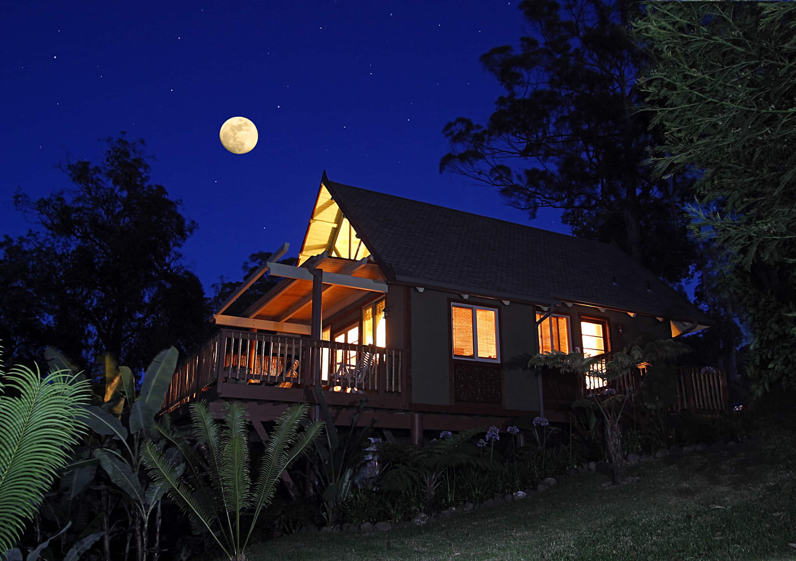Home in Makawao · ★4.99 · 1 bedroom · 1 bed · 1 bath - Photo 12