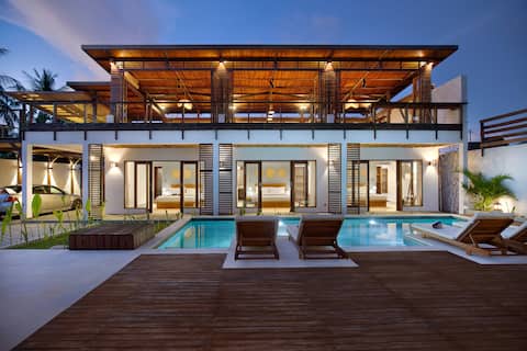 Villa Sakura. Luxury Villa. Breakfast Included.