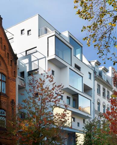 Exquisite Apt 3 Bedrooms 2 bath 140 m2 gallery image 5