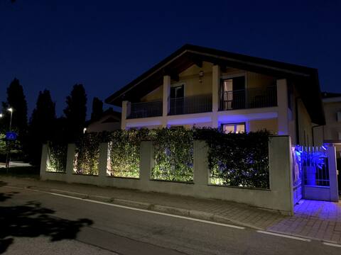 Garden villa