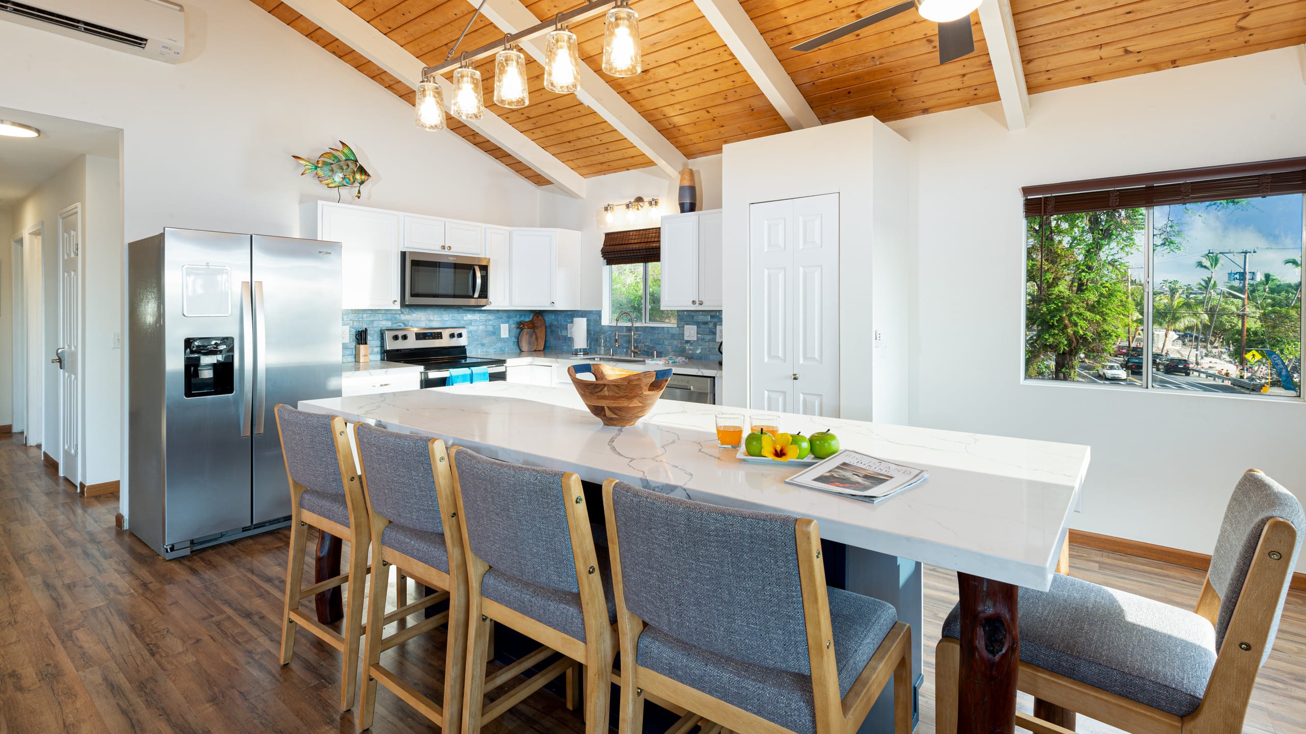 Home in Kailua-Kona · ★4.91 · 4 bedrooms · 6 beds · 3 private baths - Image 13