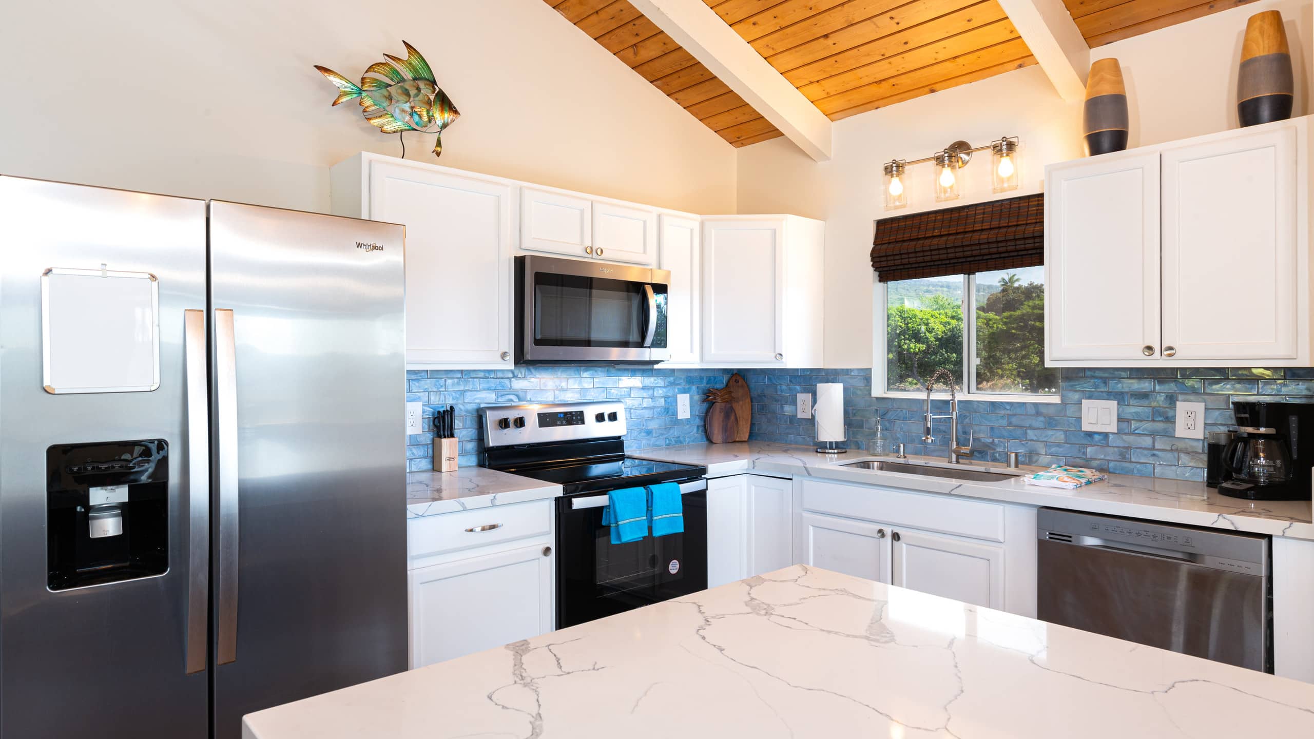 Home in Kailua-Kona · ★4.91 · 4 bedrooms · 6 beds · 3 private baths - Image 14