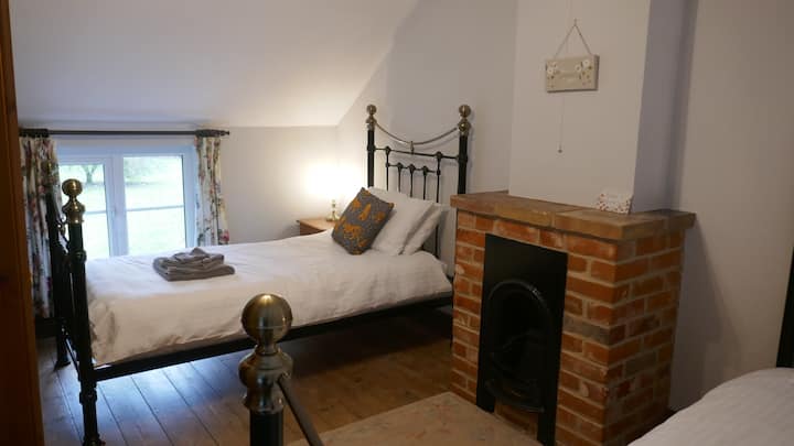 chambre deux avec deux lits simples