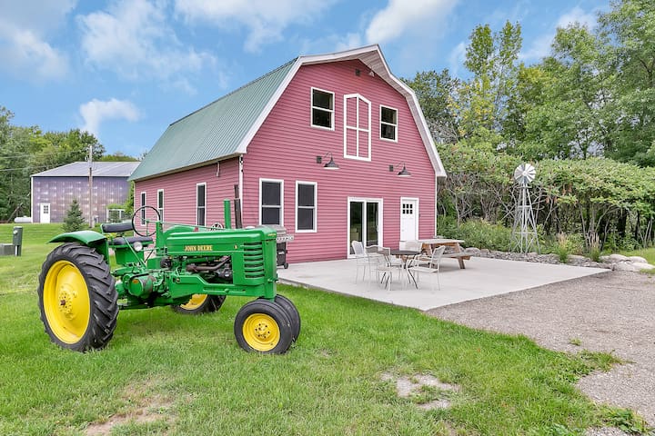 Barn on Lake Mille Lacs – Sauna, Fishing, Relax gallery image 2