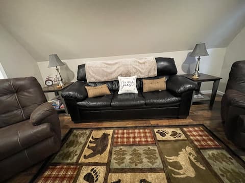 Successful Airbnb property: Bear Creek Cabin in Athens