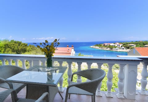 Top Airbnb: 1. Maslina - Apartments Badurina - Lun, Pag in Lun