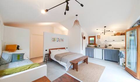 La Macia - Studio one