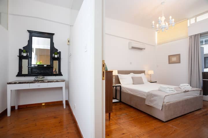 Corridoio e camera da letto