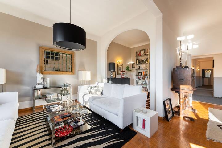 Attico in Palazzo antico vista mozzafiato gallery image 5