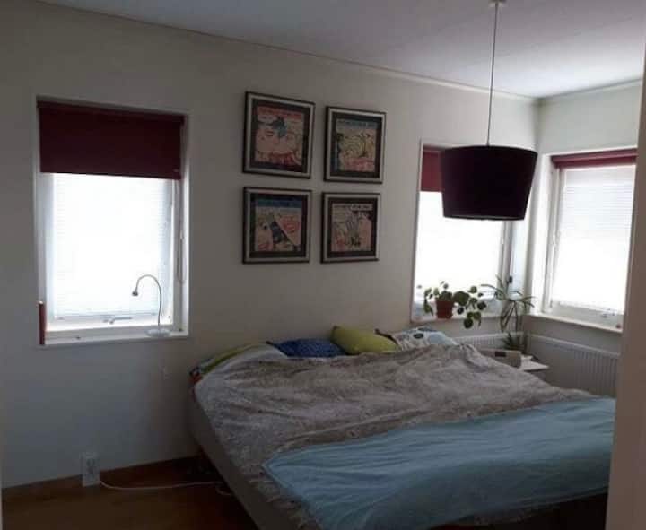 Dormitorio principal del piso de arriba