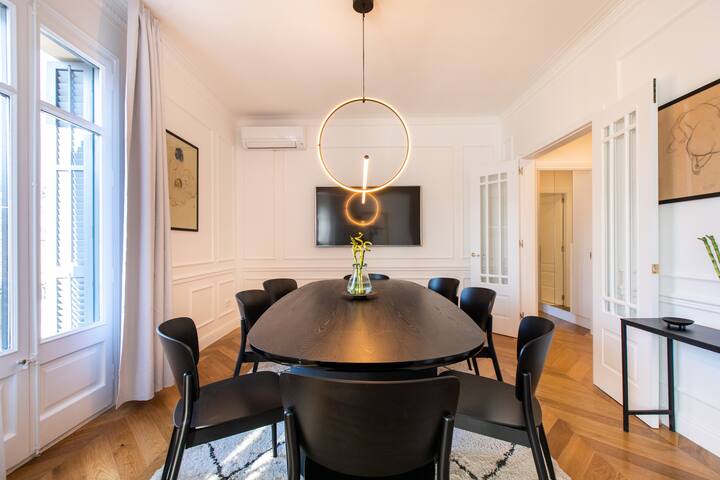 Stunning Brand New 4BR 4BATH Sagrada Familia gallery image 4