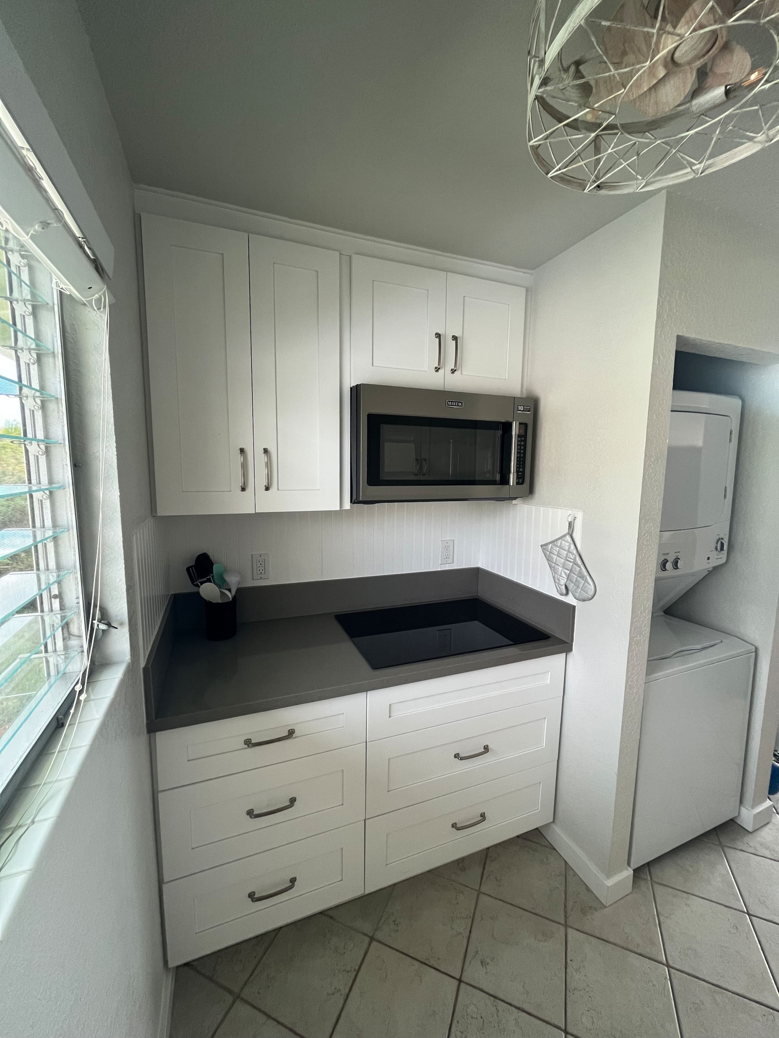 Condo in Kailua-Kona · ★4.88 · 2 bedrooms · 2 beds · 2 private baths - Image 16