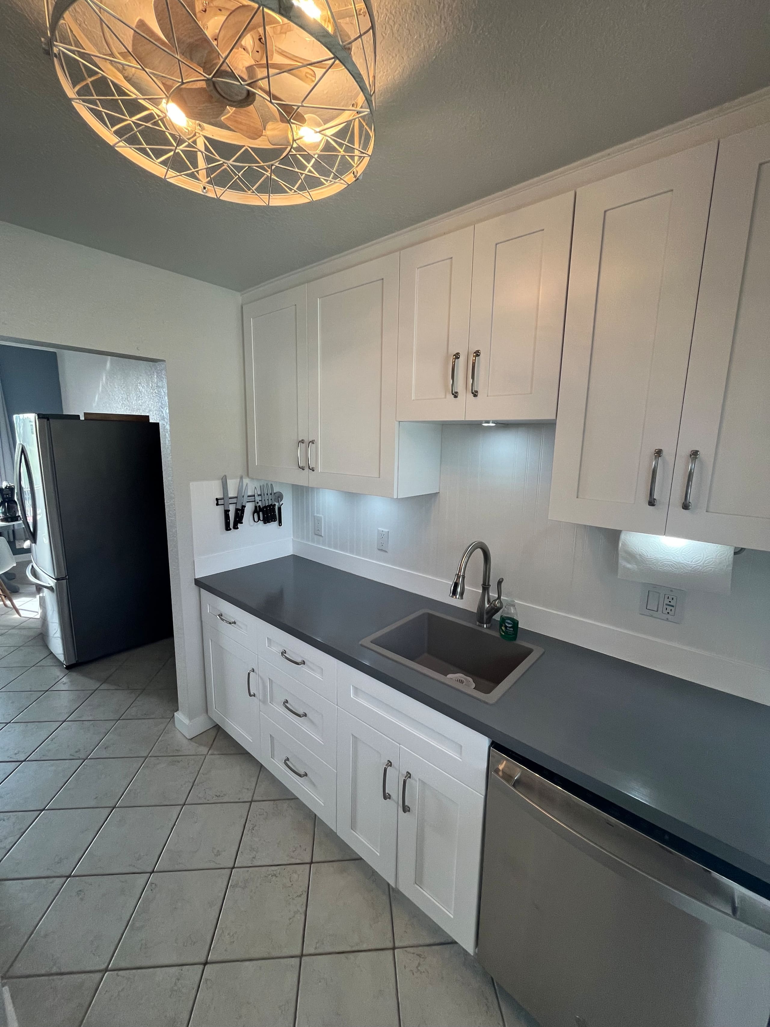 Condo in Kailua-Kona · ★4.88 · 2 bedrooms · 2 beds · 2 private baths - Image 13