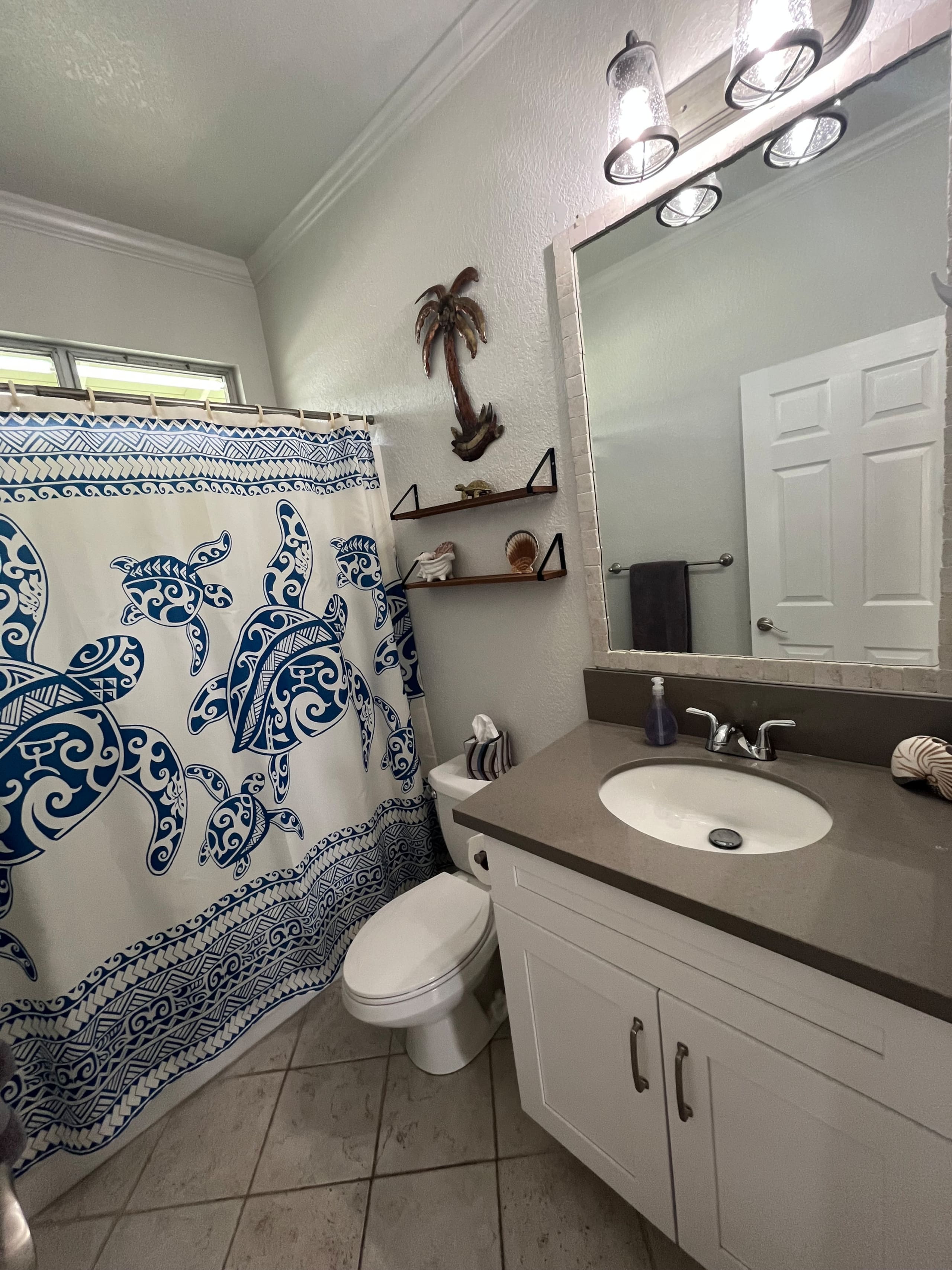 Condo in Kailua-Kona · ★4.88 · 2 bedrooms · 2 beds · 2 private baths - Image 43