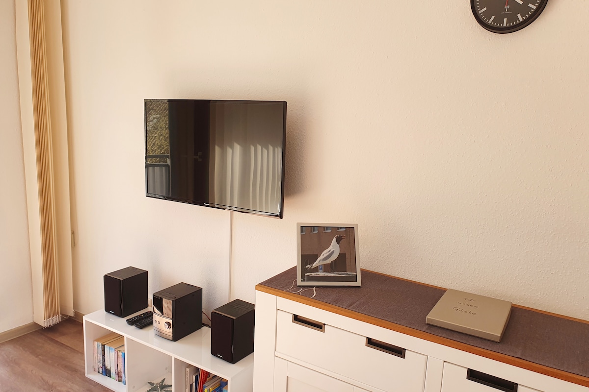 Top Airbnb: Cozy apartment centrally located in Büsum with parking in Büsum